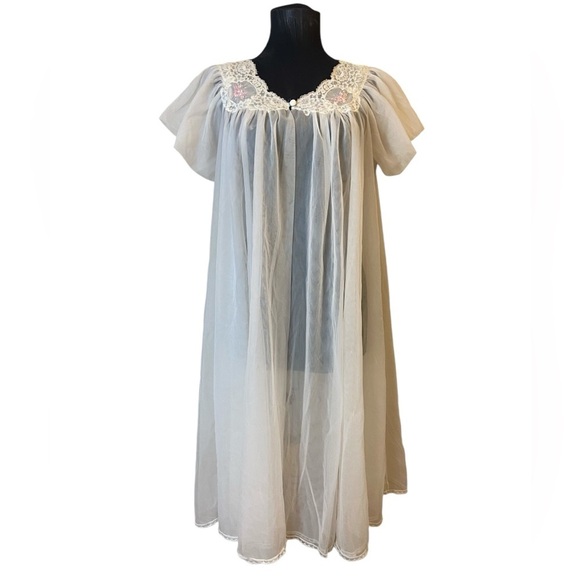 Vintage White Cream Embroidered Layered Peignoir Robe - Picture 7 of 10